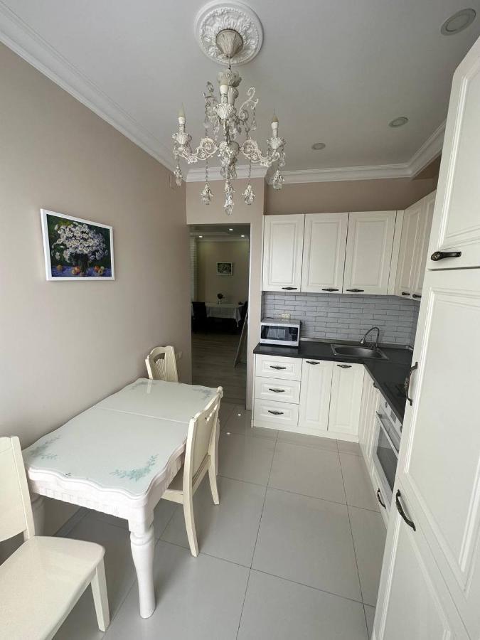Apartment 7 巴统 外观 照片